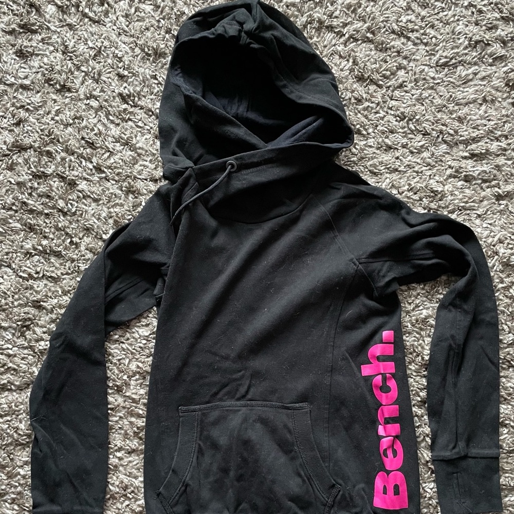 Bench- Sweater- like new